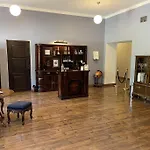 Hof Podis Veinimois Aparthotel Pootsi