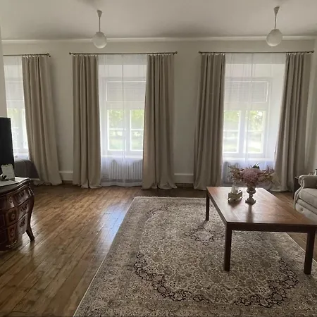 Aparthotel Hof Podis Veinimois Pootsi