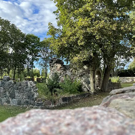 Ξενοδοχείο με διαμερίσματα Hof Podis Veinimois Pootsi