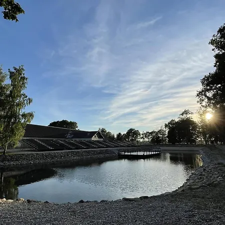 Hof Podis Veinimois Aparthotel Pootsi
