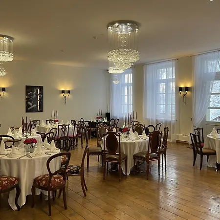 Aparthotel Hof Podis Veinimois 4*