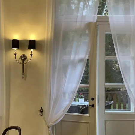 Aparthotel Hof Podis Veinimois Pootsi