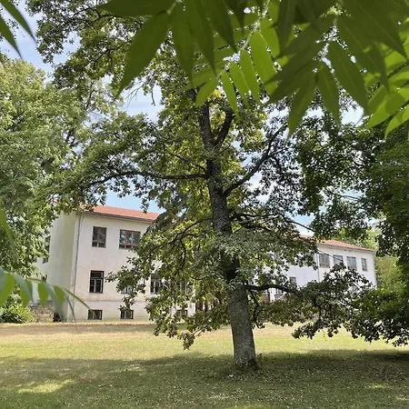 Hof Podis Veinimois Aparthotel