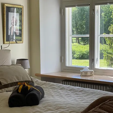 Hof Podis Veinimois Aparthotel Pootsi