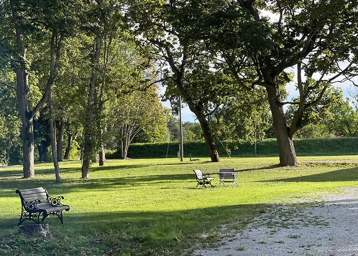 Hof Podis Veinimois 4* Pootsi